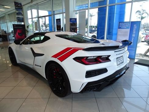 New 2027 Chevrolet Corvette Grand Sport w/ Z52 Sport Performance Package RWD image 2