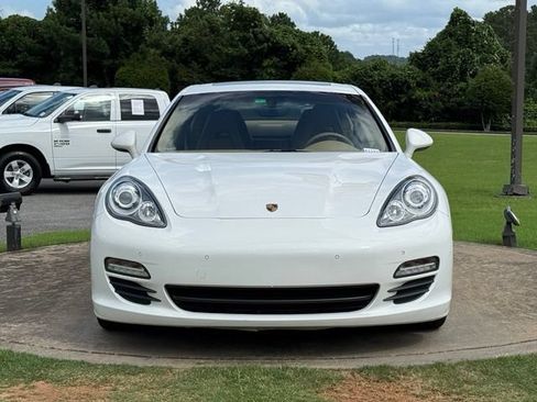 Used 2012 Porsche Panamera 4 image 2