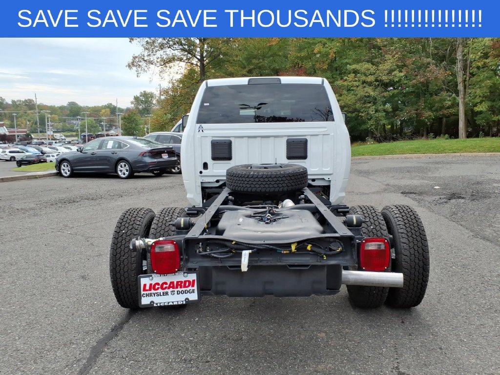 New 2026 RAM 3500 Tradesman w/ Chrome Appearance Group A AWD/4WD image 5