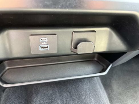 Used 2023 Ford F150 XLT AWD/4WD image 36