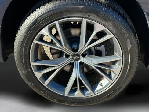 Certified 2025 Audi Q8 Premium w/ Convenience Package image 6