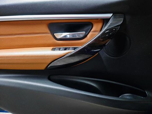 Used 2017 BMW 330i xDrive Sedan image 19