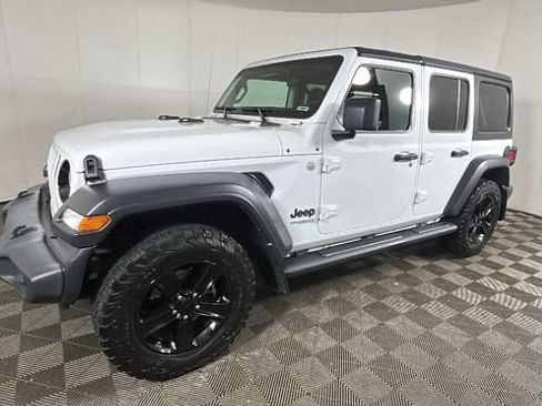 Used 2019 Jeep Wrangler Unlimited Sport AWD/4WD image 6