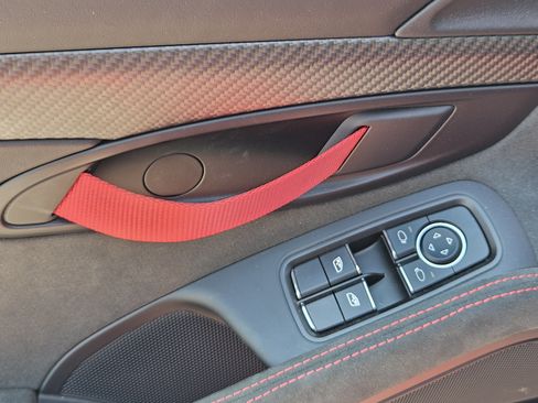 Certified 2025 Porsche 718 Boxster Spyder RS RWD image 25