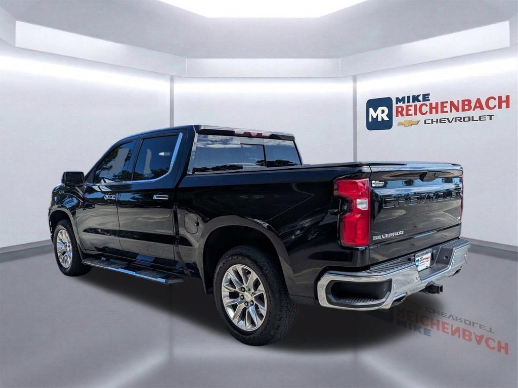 Used 2021 Chevrolet Silverado 1500 LTZ w/ LTZ Premium Package AWD/4WD image 6