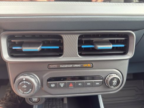 New 2025 Ford Maverick Lobo image 46