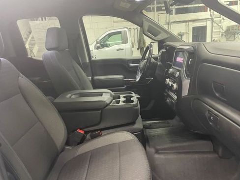 Used 2020 GMC Sierra 1500 SLE w/ SLE Value Package image 16