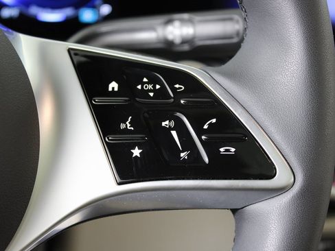 Certified 2024 Mercedes-Benz EQB 350 4MATIC SUV image 21