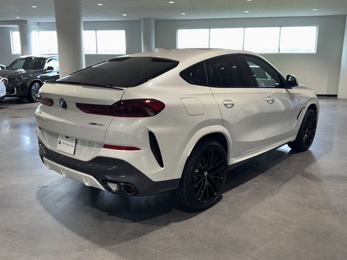 New 2027 BMW X6 xDrive40i w/ Climate Comfort Package AWD/4WD image 7