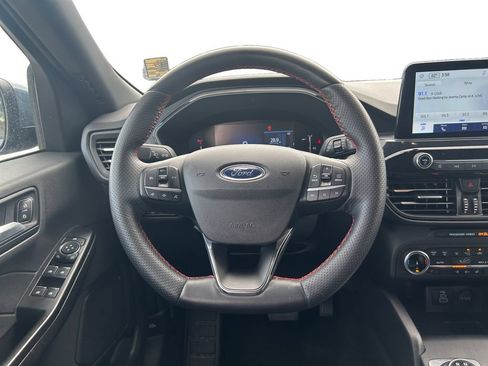 Used 2025 Ford Escape ST-Line Select AWD/4WD image 13