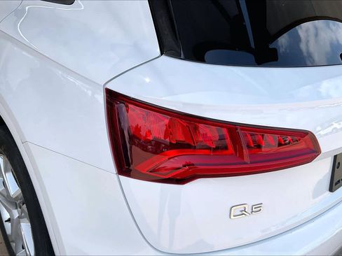 Used 2018 Audi Q5 2.0T Premium AWD/4WD image 27