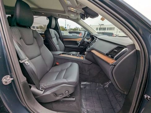 New 2024 Volvo XC90 B5 Plus w/ Protection Package Premier AWD/4WD image 30