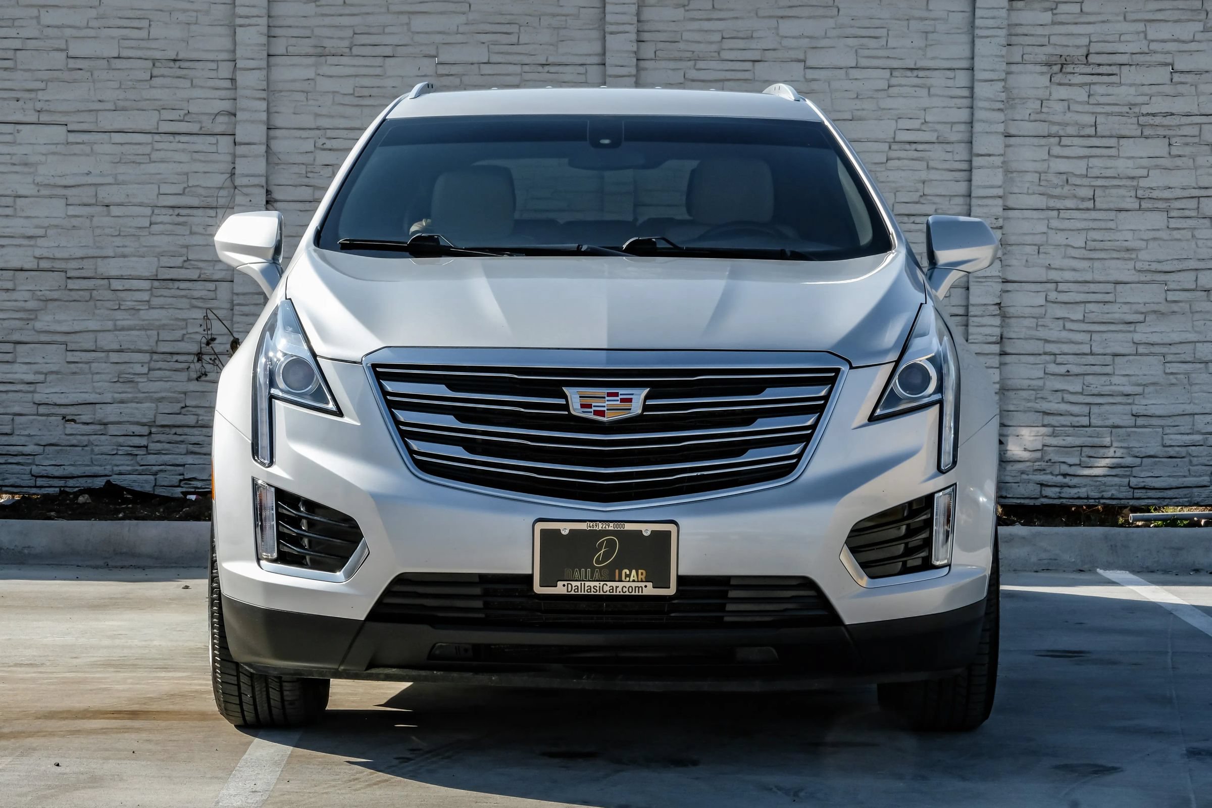 Used 2018 Cadillac XT5 FWD image 5