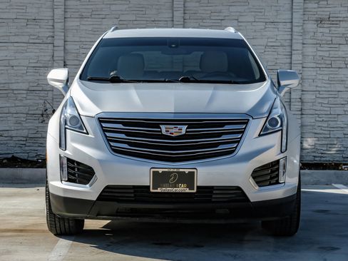 Used 2018 Cadillac XT5 FWD image 5