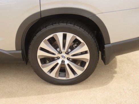 Used 2021 Subaru Ascent Limited AWD/4WD image 16