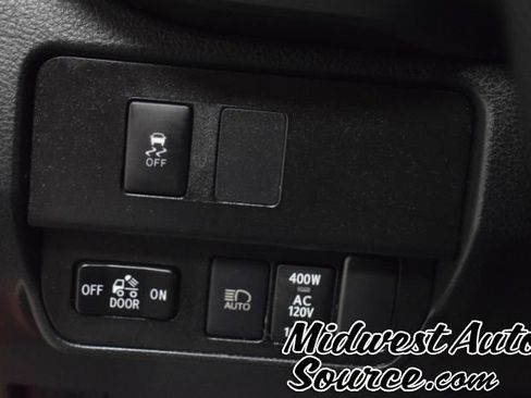 Used 2021 Toyota Tacoma TRD Off-Road w/ Technology Package image 13