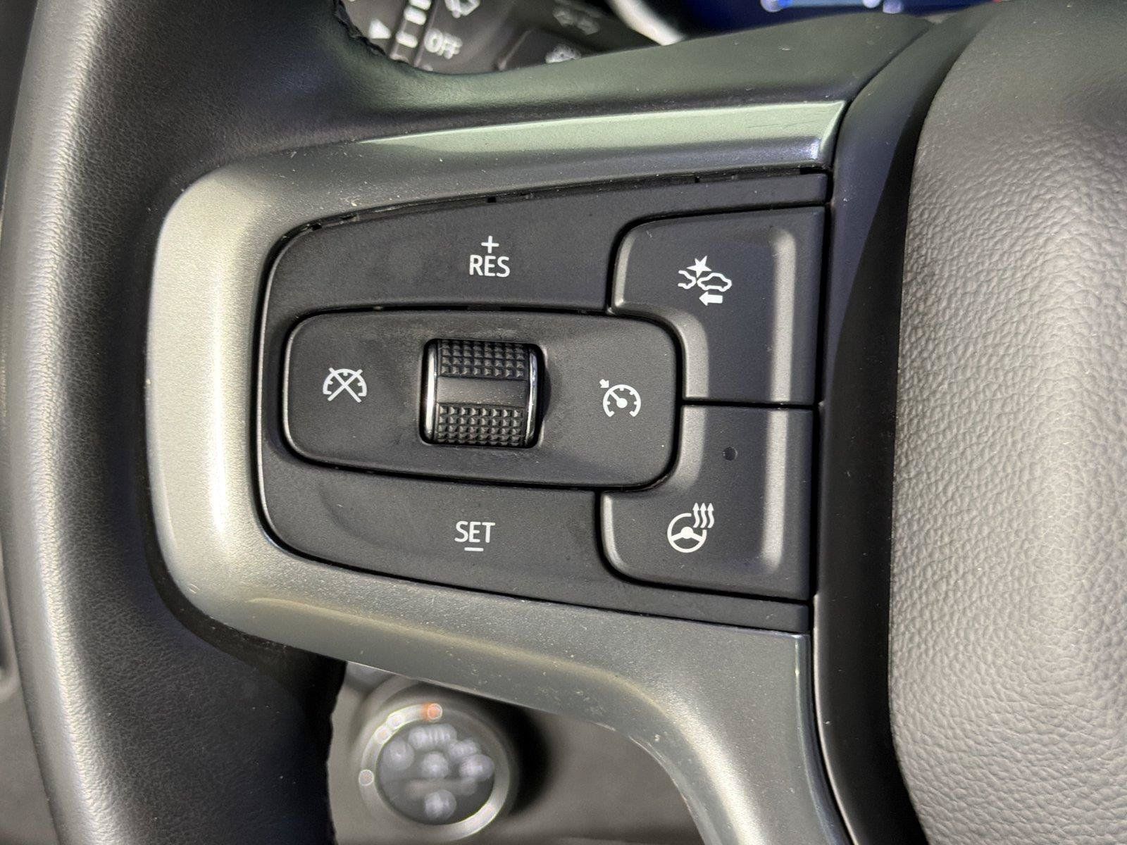 Used 2024 Chevrolet Silverado 2500 LT AWD/4WD image 23