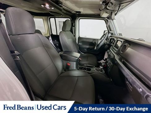 Used 2022 Jeep Wrangler Unlimited Sport image 29