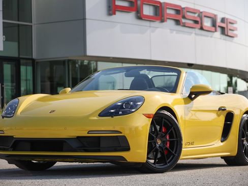 Certified 2024 Porsche 718 Boxster GTS RWD image 12