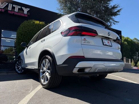 Used 2025 BMW X5 xDrive40i AWD/4WD image 20