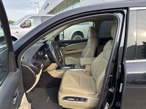 Used 2020 Acura MDX FWD w/ Technology Package image 2