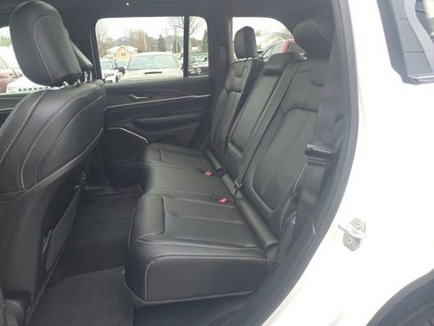 New 2026 Jeep Grand Cherokee Limited AWD/4WD image 29