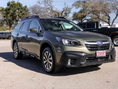Used 2021 Subaru Outback Premium image 9