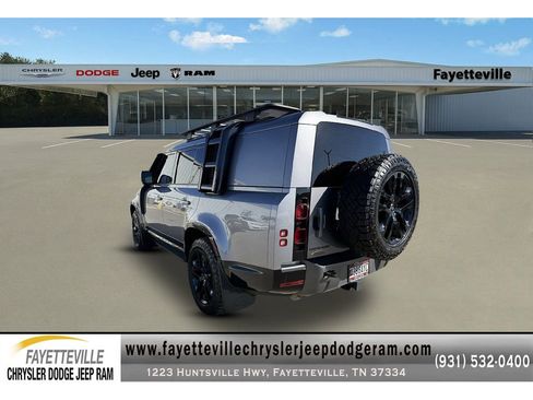 Used 2024 Land Rover Defender 130 Outbound image 5