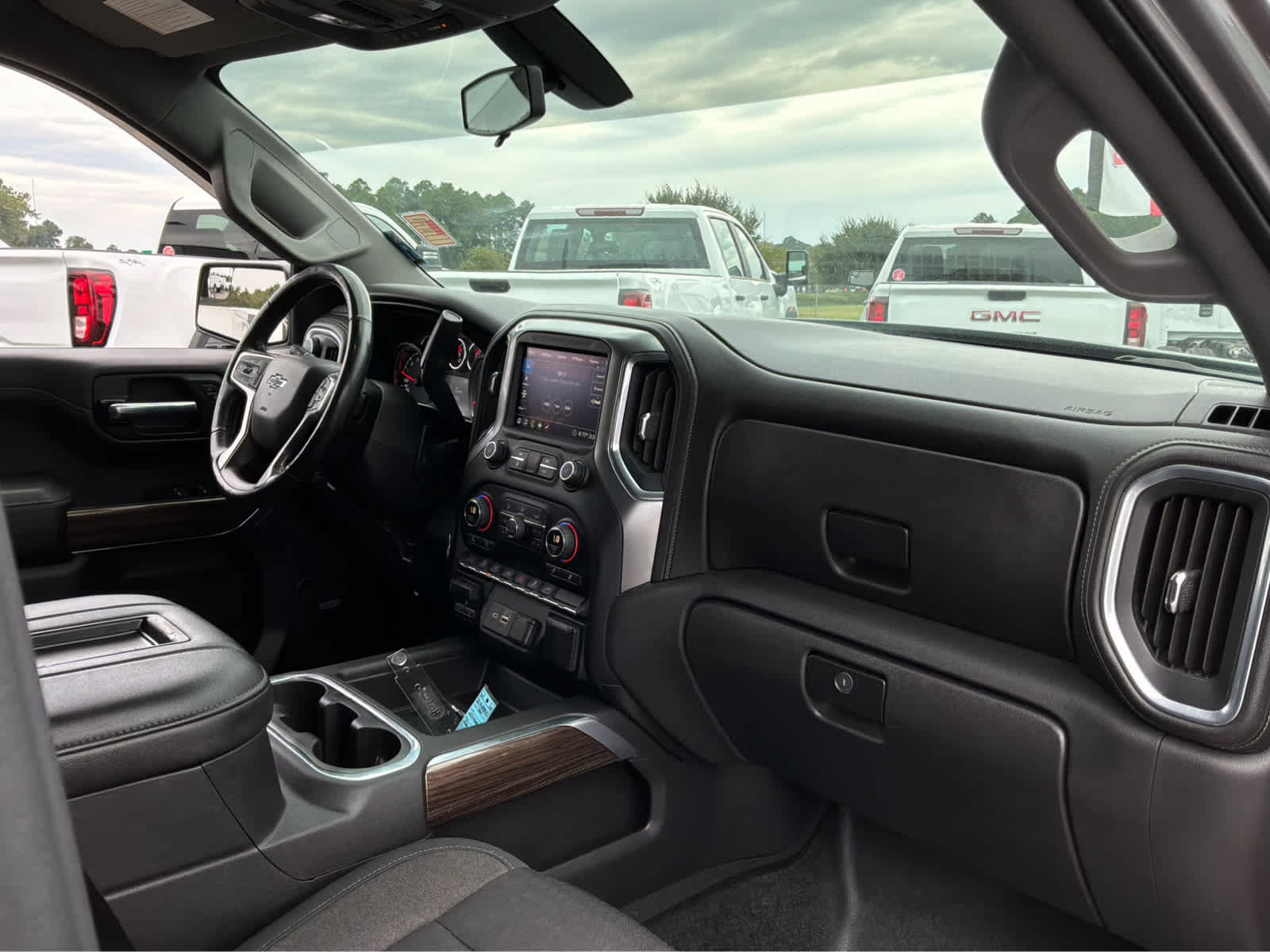 Used 2020 Chevrolet Silverado 1500 RST AWD/4WD image 26