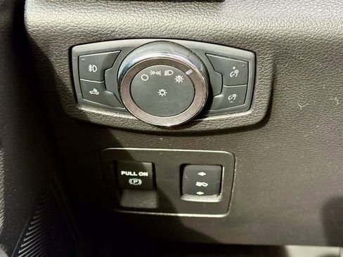 Used 2018 Ford F150 XLT w/ Equipment Group 302A Luxury image 21