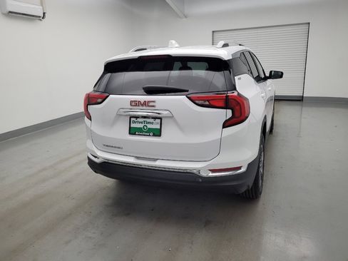 Used 2021 GMC Terrain SLT FWD image 7