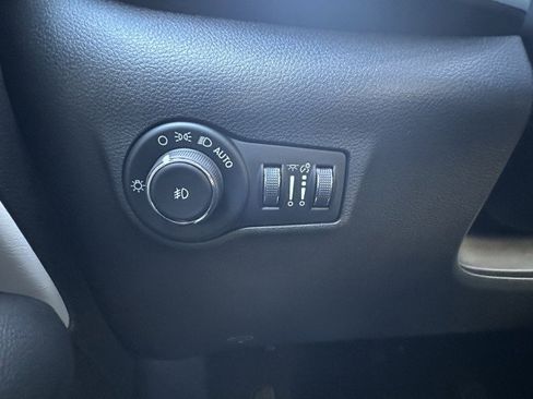 New 2026 Jeep Compass Limited AWD/4WD image 19
