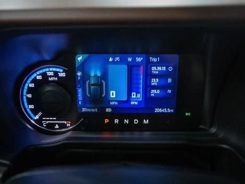 Used 2024 Ford Bronco Outer Banks image 5