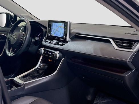 Used 2019 Toyota RAV4 Limited w/ Advanced Technology Package FWD image 29