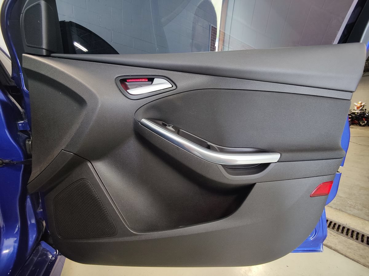 Used 2014 Ford Focus ST w/ Equipment Group 202A FWD image 6