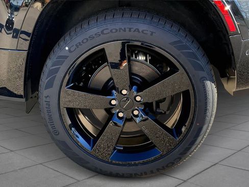 New 2026 Land Rover Defender 130 V8 image 16