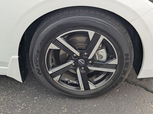 Certified 2024 Nissan Sentra SV image 10