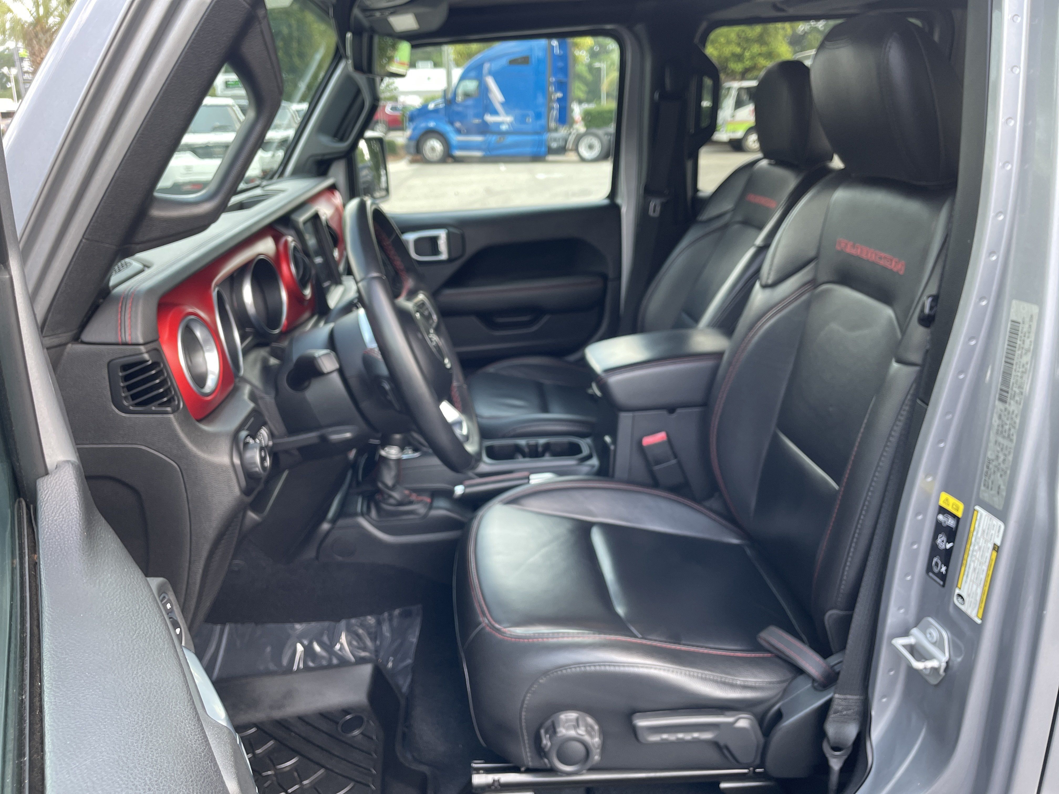Used 2020 Jeep Gladiator Rubicon AWD/4WD image 15