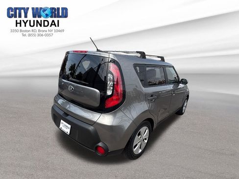 Used 2016 Kia Soul FWD image 5