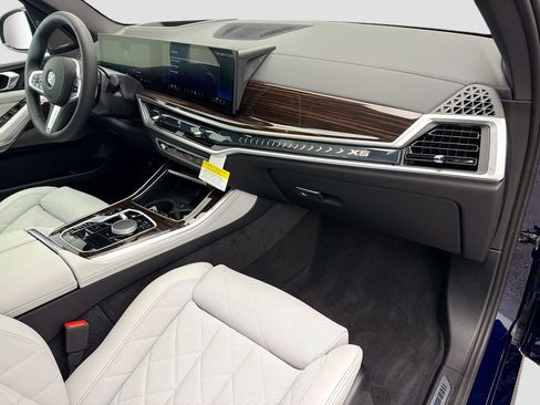 New 2026 BMW X5 xDrive40i w/ M Sport Package image 16