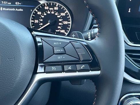 New 2025 Nissan Altima 2.5 SR w/ SR Premium Package image 39