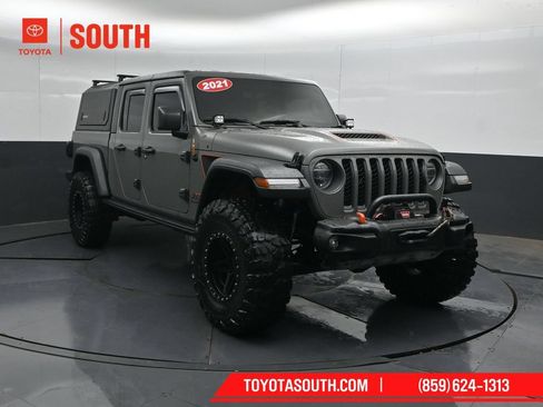 Used 2021 Jeep Gladiator Mojave w/ Dual Top Group AWD/4WD image 4