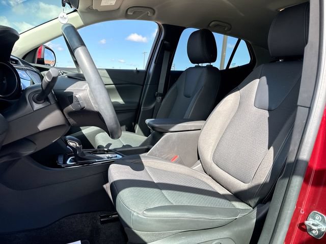 Used 2023 Buick Encore GX Preferred w/ Cold Weather Comfort Package FWD image 11