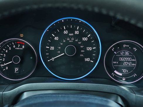 Used 2020 Honda HR-V Sport image 25