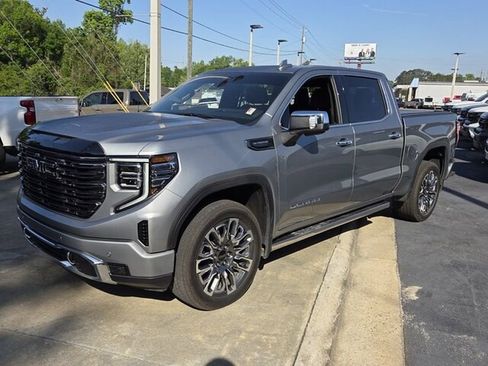 Used 2026 GMC Sierra 1500 Denali Ultimate image 3