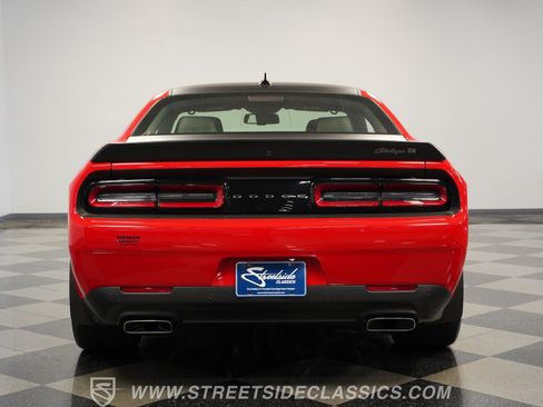 Used 2022 Dodge Challenger R/T Scat Pack RWD image 11