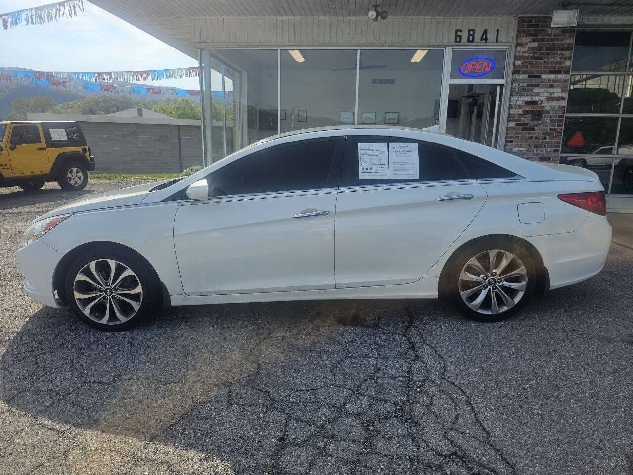 Used 2013 Hyundai Sonata SE FWD image 7