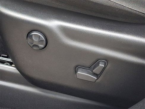 Used 2025 Dodge Durango GT w/ Blacktop Package image 29