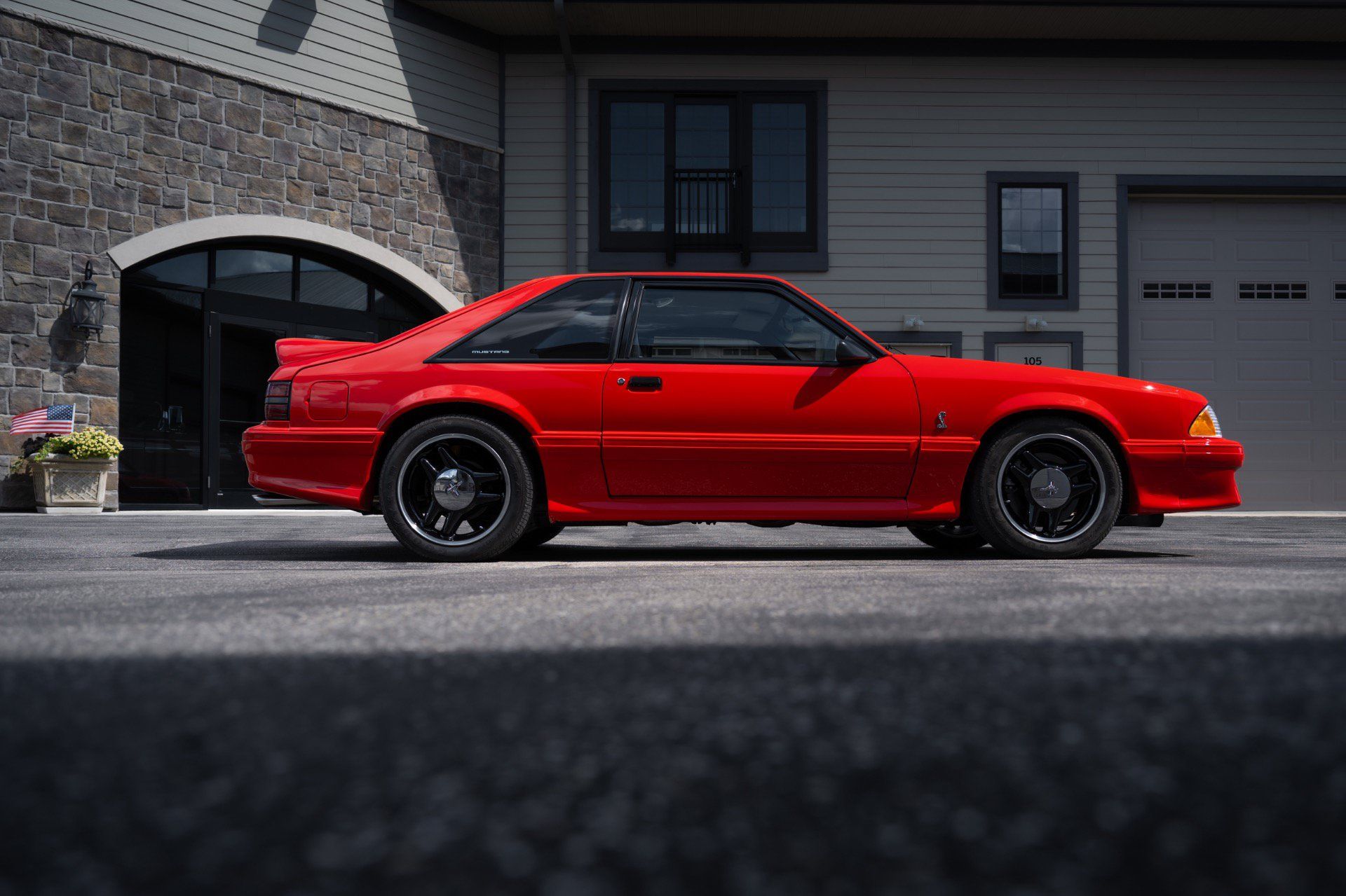 Used 1993 Ford Mustang Cobra RWD image 12