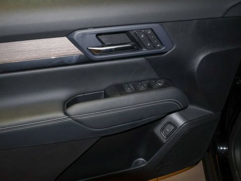 New 2027 GMC Terrain Denali w/ LPO, Floor Liner Package AWD/4WD image 10